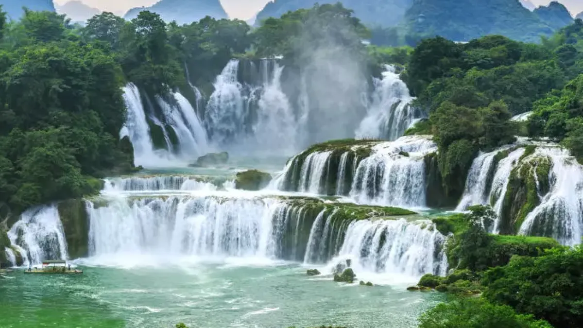 Randha Waterfall  महाराष्ट्र का प्राकृतिक आश्चर्य