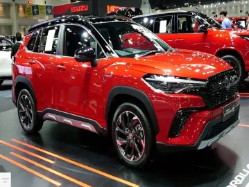 Toyota Corolla Cross: New Modal कार, प्रीमियम फीचर्स के साथ पावरफुल माइलेज, जाने कीमत